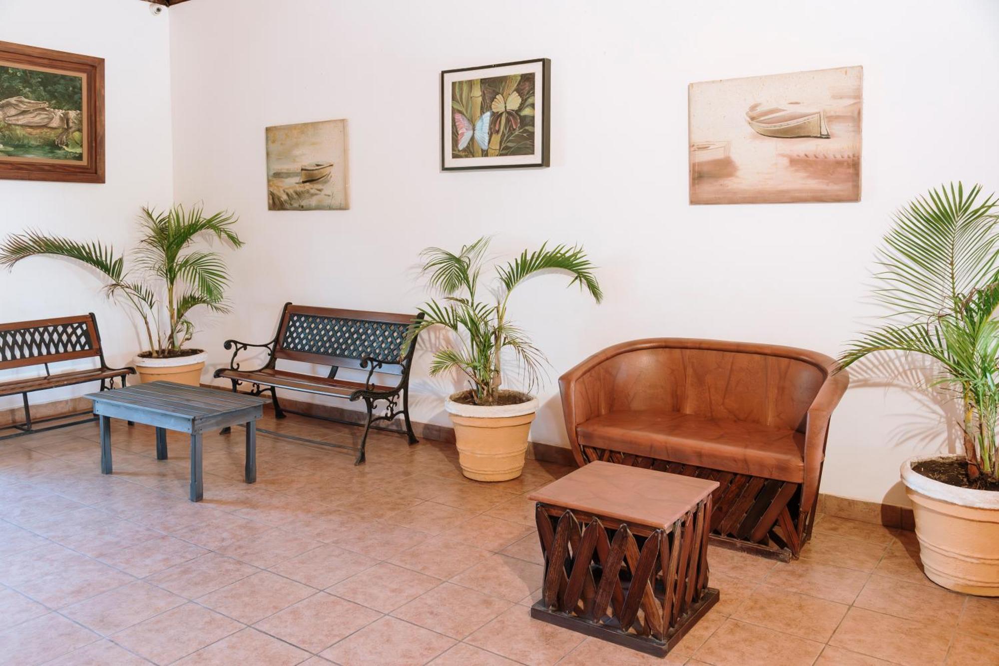 Hotel Cayman Suites Monterrico Exteriér fotografie